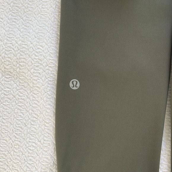 NWOT Lululemon Fast and Free Olive Green legging | 8 - Picture 6 of 7